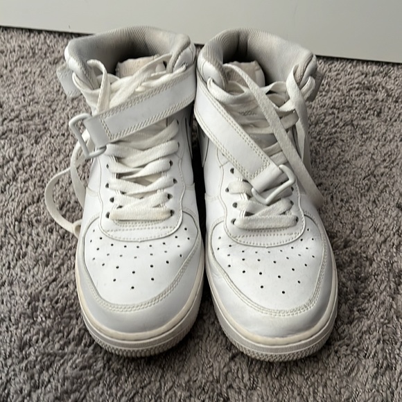 I wore once , price negotiable - Picture 2 of 5